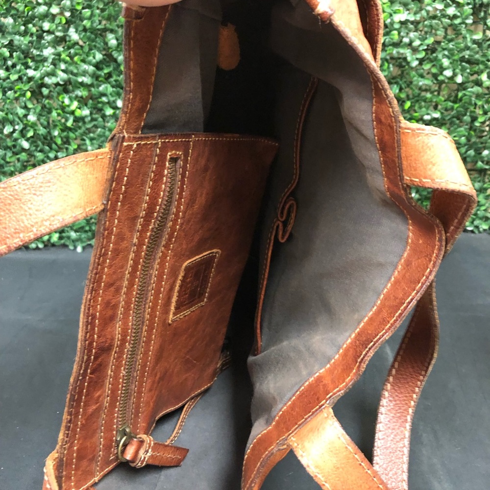 Frye Leather Tote Bag with Front Pockets - Picture 7 of 13